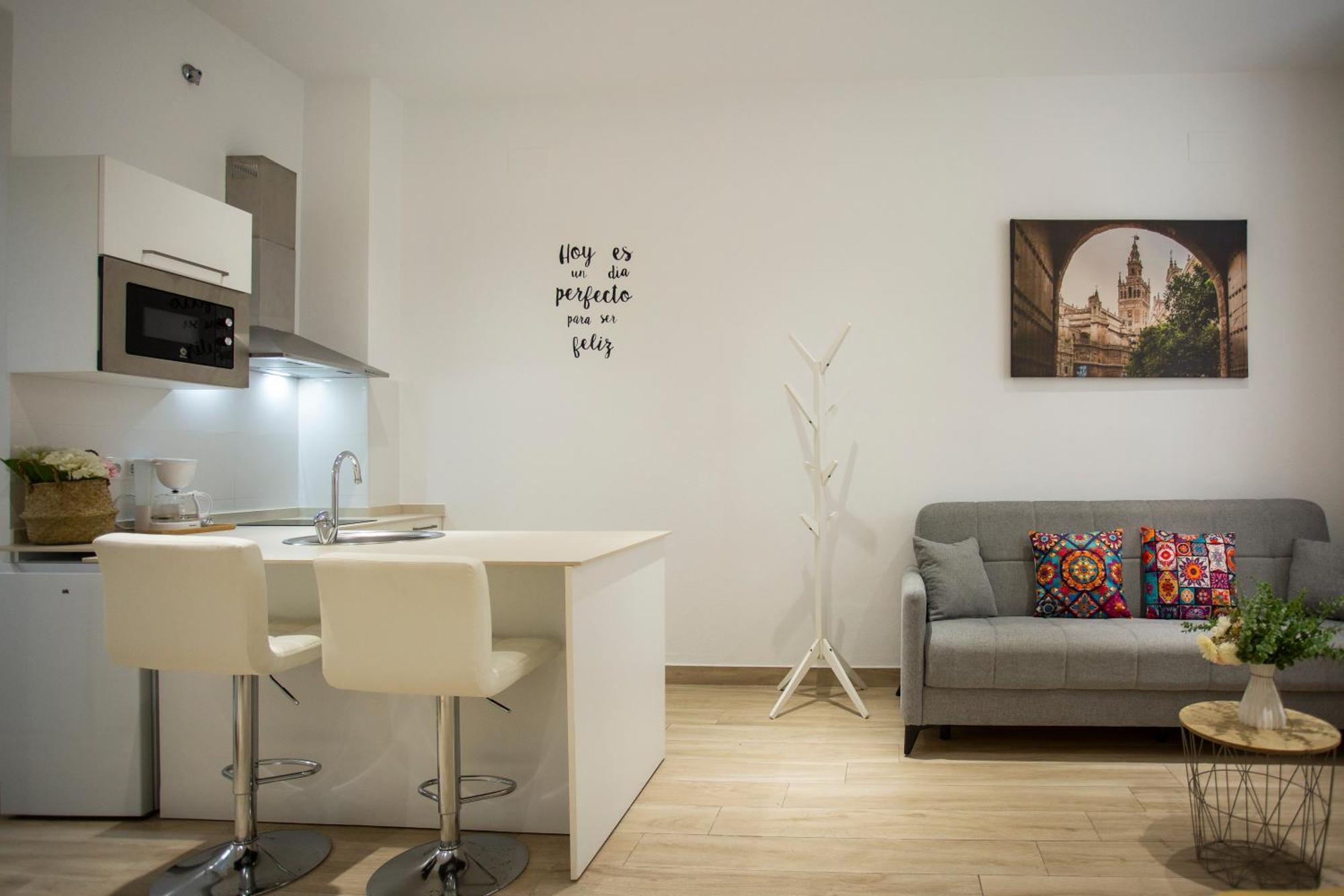 Wish Suite Cervantes Seville Exterior photo